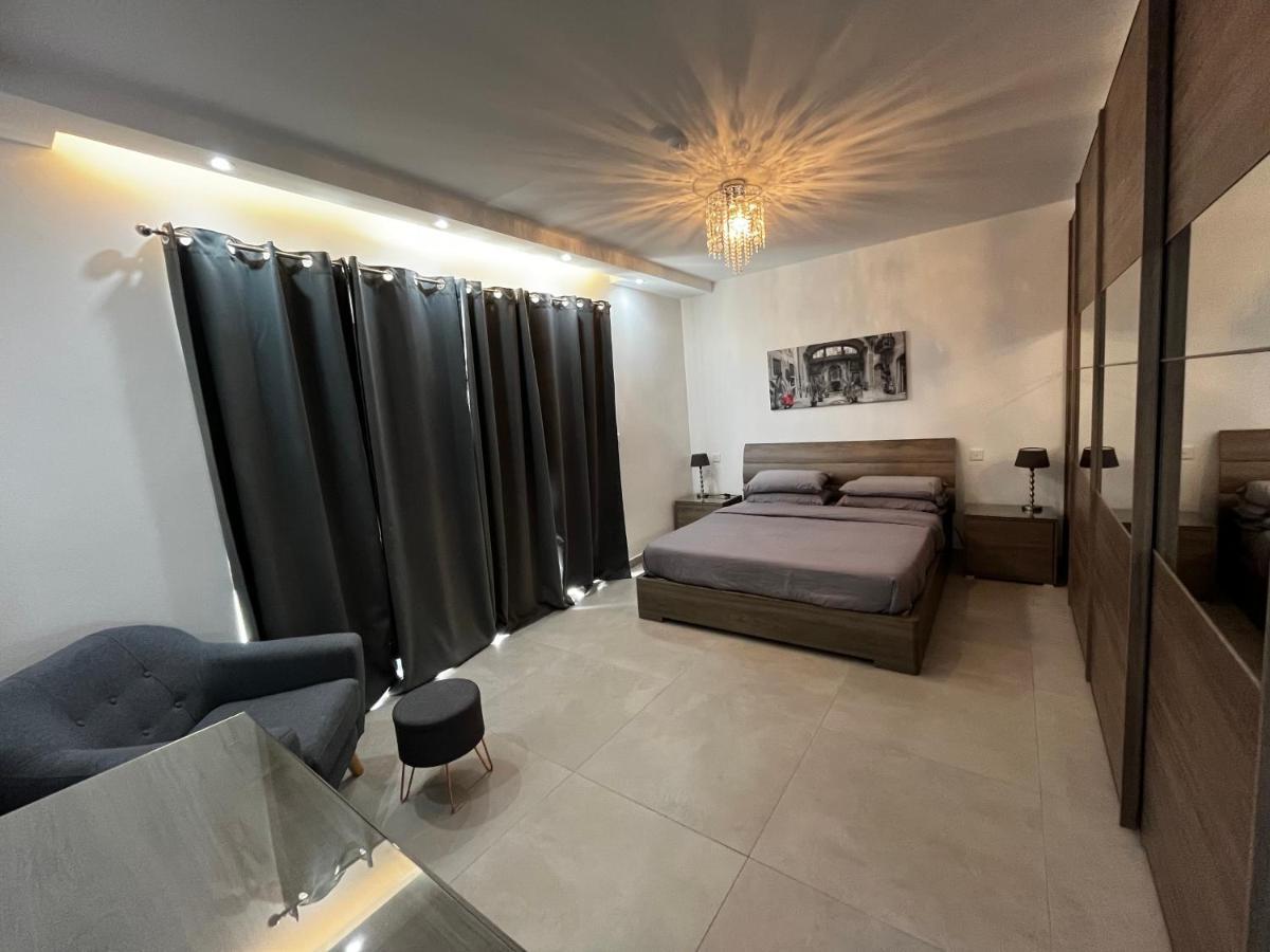 Stunning Penthouse, 2 Bedroom, Heart Of 斯利马 外观 照片